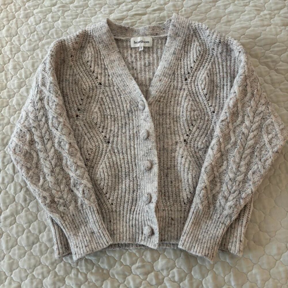 Heartloom Women's Grey and Cream Cardigan